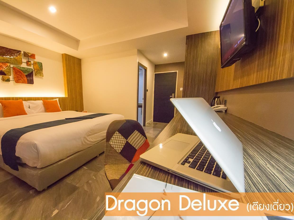 Dragon River Avenue Hotel Phitsanulok Exterior photo