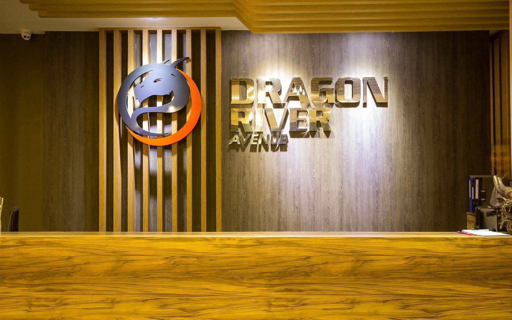 Dragon River Avenue Hotel Phitsanulok Exterior photo